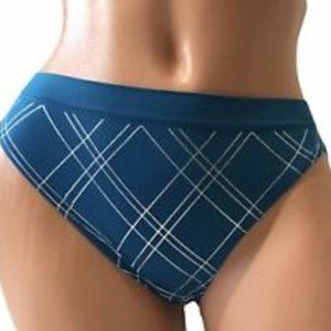 Victoria’s Secret Seamless Bikini Panty -NWT